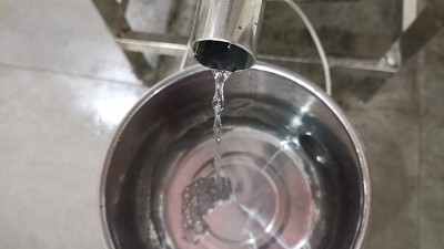 當(dāng)?shù)睾?0°的酒，小型白酒釀酒設(shè)備出酒度數(shù)太高，怎么降度好？