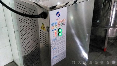 為什么越來越多的酒廠選擇“固液兩用”電加熱釀酒設(shè)備做酒？