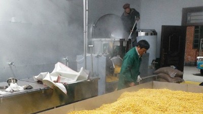 用玉米釀酒設(shè)備做小曲清香玉米酒，這11點沒做好易引起酒苦