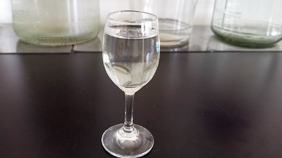 70年代的人怎樣判斷小型燒酒設(shè)備釀的酒好不好？
